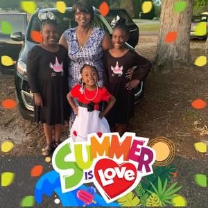 Meet your Posher, Carolyn